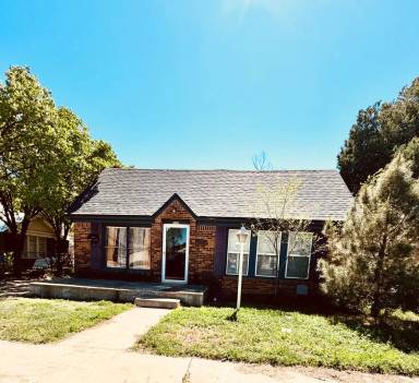 Main picture of 2216 24th St