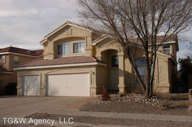 Main picture of 6805 La Lucena Ave NE