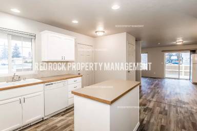 Main picture of 1603 N Drummond St