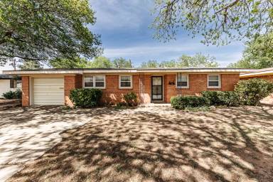 Main picture of 4926 48th St