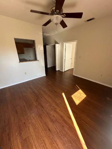 Main picture of 109 S Tower St