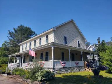 Main picture of 53 Plymouth St
