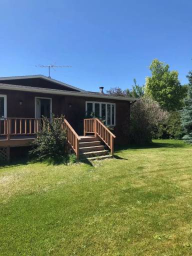 Main picture of 319 Crest Dr