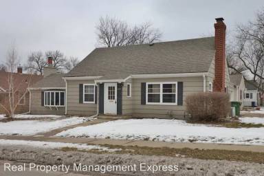 Main picture of 1821 W 18th St