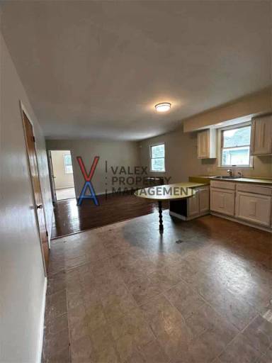Main picture of 417 Main St
