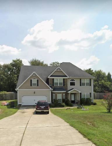 Main picture of 13 Sugar Loaf Ln