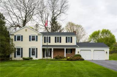 Main picture of 4 Old Forge Ln