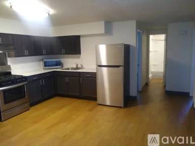 Main picture of 935 Sheridan Blvd