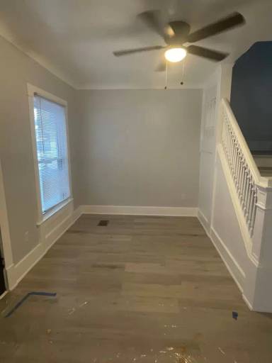 Main picture of 4297 E 128th St