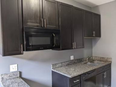 Main picture of 6201 S Langley Ave