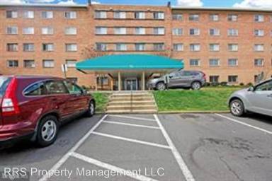 Main picture of Columbia Knoll Condominiums