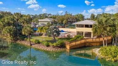 Main picture of Pine Haven Condominiums