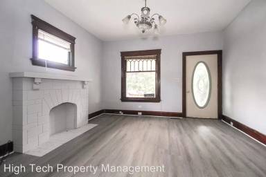 Main picture of 3504 Poe Ave
