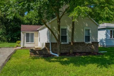 Main picture of 5690 Mulberry Ave