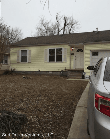 Main picture of 404 S Urbana Ave