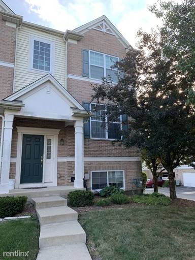 Main picture of 1718 Dogwood Ln