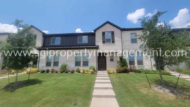 Main picture of 1309 Pebblebrook Ln