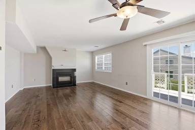 Main picture of 106 Spring Ridge Ct