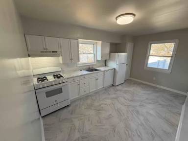Main picture of 468 Lincoln Ave