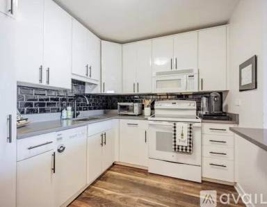 Main picture of James House Condos