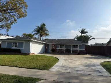 Main picture of 2777 N Galley St
