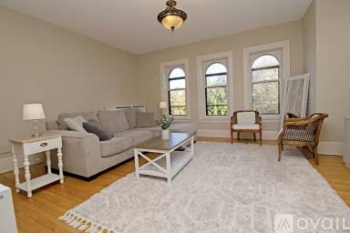 Main picture of 598 Summit Ave