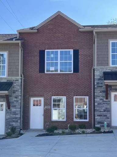 Main picture of 503 Station Ct