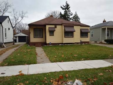 Main picture of 19412 Montrose St