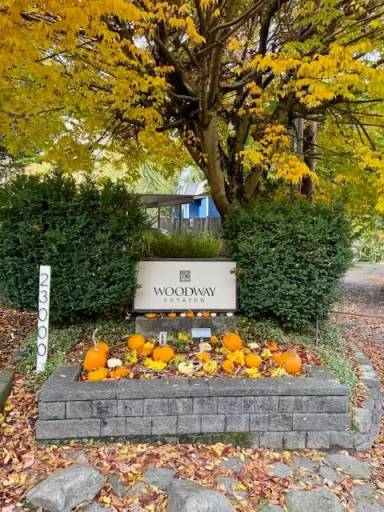 Main picture of 23000 Edmonds Way