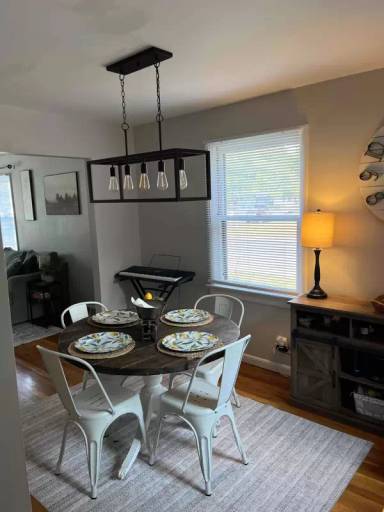 Main picture of 1002 Avenue E