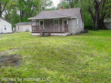 Main picture of 2715 S Alvord Blvd
