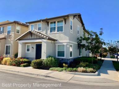Main picture of 800 Queen Palm Ln