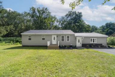 Main picture of 9541 Horseshoe Island Rd