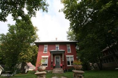 Main picture of 1515 Bush St