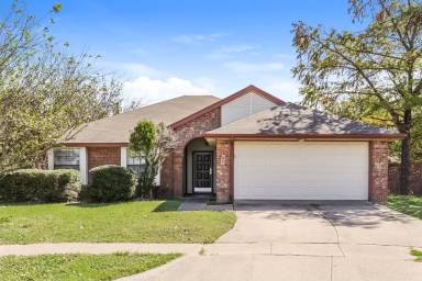 Main picture of 607 Perry Ct