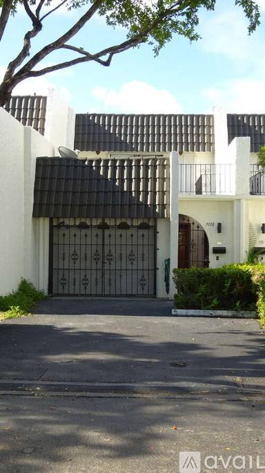 Main picture of 9018 SW 62nd Ter
