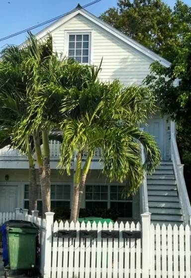Main picture of 1205 Virginia St