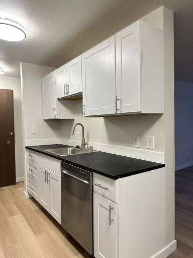 Main picture of 8714 35th Ave NE