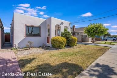 Main picture of 227 Beach Rd