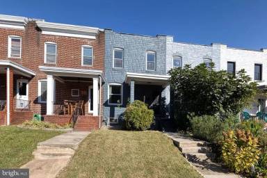 Main picture of 824 W 32nd St