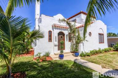 Main picture of 359 Greenbriar Dr