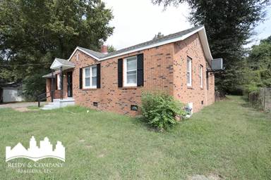 Main picture of 2554 Henderson St