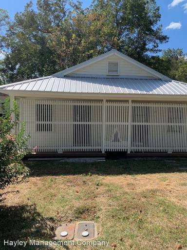 Main picture of 605 Fruitland Ave