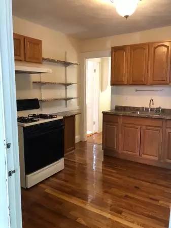 Main picture of 575 Hyde Park Ave