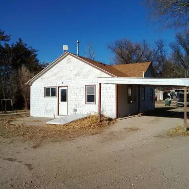 Main picture of 917 Orchard St