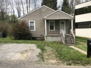 Main picture of 108 McDowell Dr