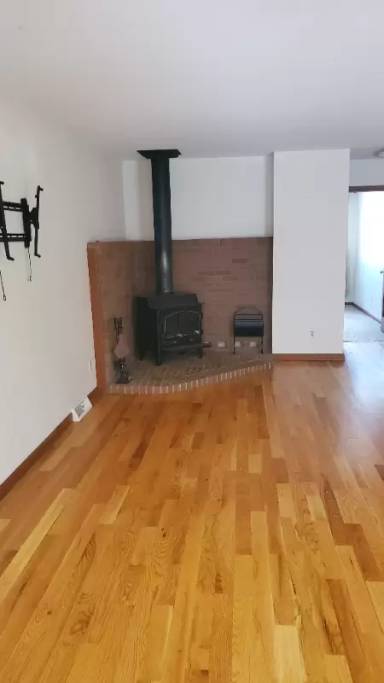 Main picture of 16824 W 16th Pl