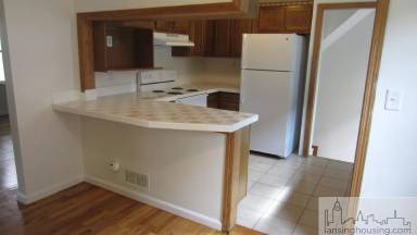 Main picture of 1313 W Barnes Ave