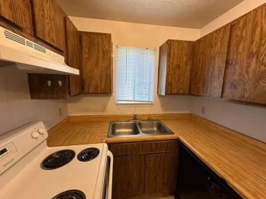 Main picture of 550 South 12th Street