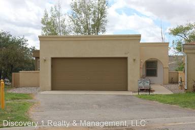 Main picture of 1617 Skyview Cir NE